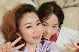 母爱润泽（她是我的太阳）