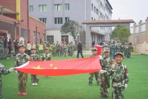 《我的神圣之地》（一个小女孩的幻想世界）