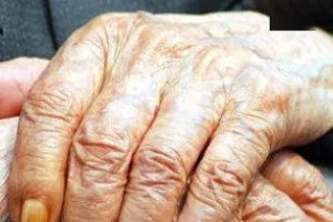 勤劳的外公，如今只能留下记忆（一个勤劳的老人，一生的故事值得我们缅怀）