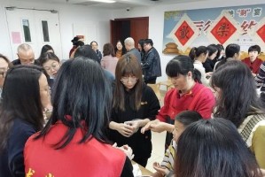 喜庆佳节，幸福人生（一个家庭的幸福故事）