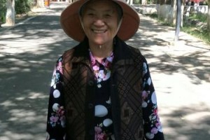 妈妈的幸福节日（一个儿子为妈妈准备的惊喜）