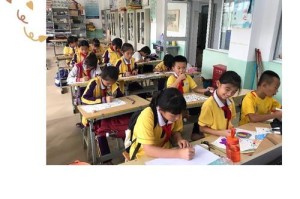 成长的摇篮——一个孩子的成长故事（从婴儿到成年，他在成长的过程中学会了如何面对困难和挫折。）