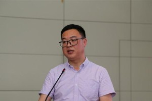 从失败到成功，坚持不懈（从失败到成功，坚持不懈）