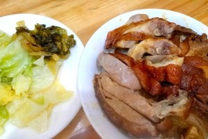 美食之旅（寻找最美味的美食）