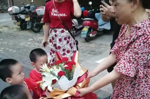 奶奶，你辛苦了（奶奶，你辛苦了）