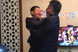 我们的日子（在这个瞬息万变的世界中，爸爸是我最珍贵的财富）