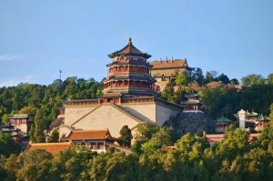 皇家园林的奇妙冒险（寻宝、修复、探秘，美丽的花园中隐藏着什么？）