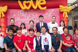 脚印亲情（回归家庭，感受亲情的力量）