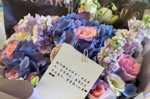 生日愉快——与家人一同庆祝（一个家庭的温馨故事）